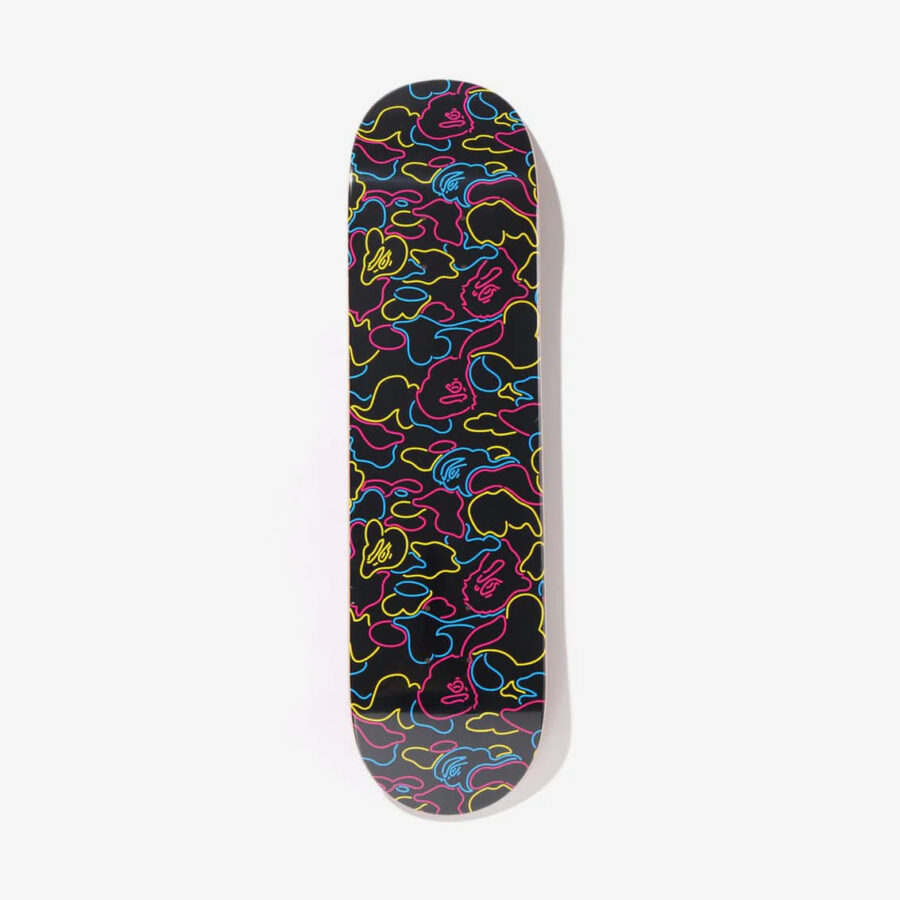 A BATHING APE Neon Camo Skateboard Black Universal-alacsony-ár