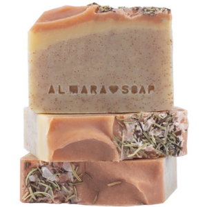 Almara Soap Natural Peeling Walnut természetes szilárd szappan peeling hatással 90 g