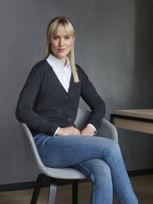 Anthracite women's pointed cardigan Russell