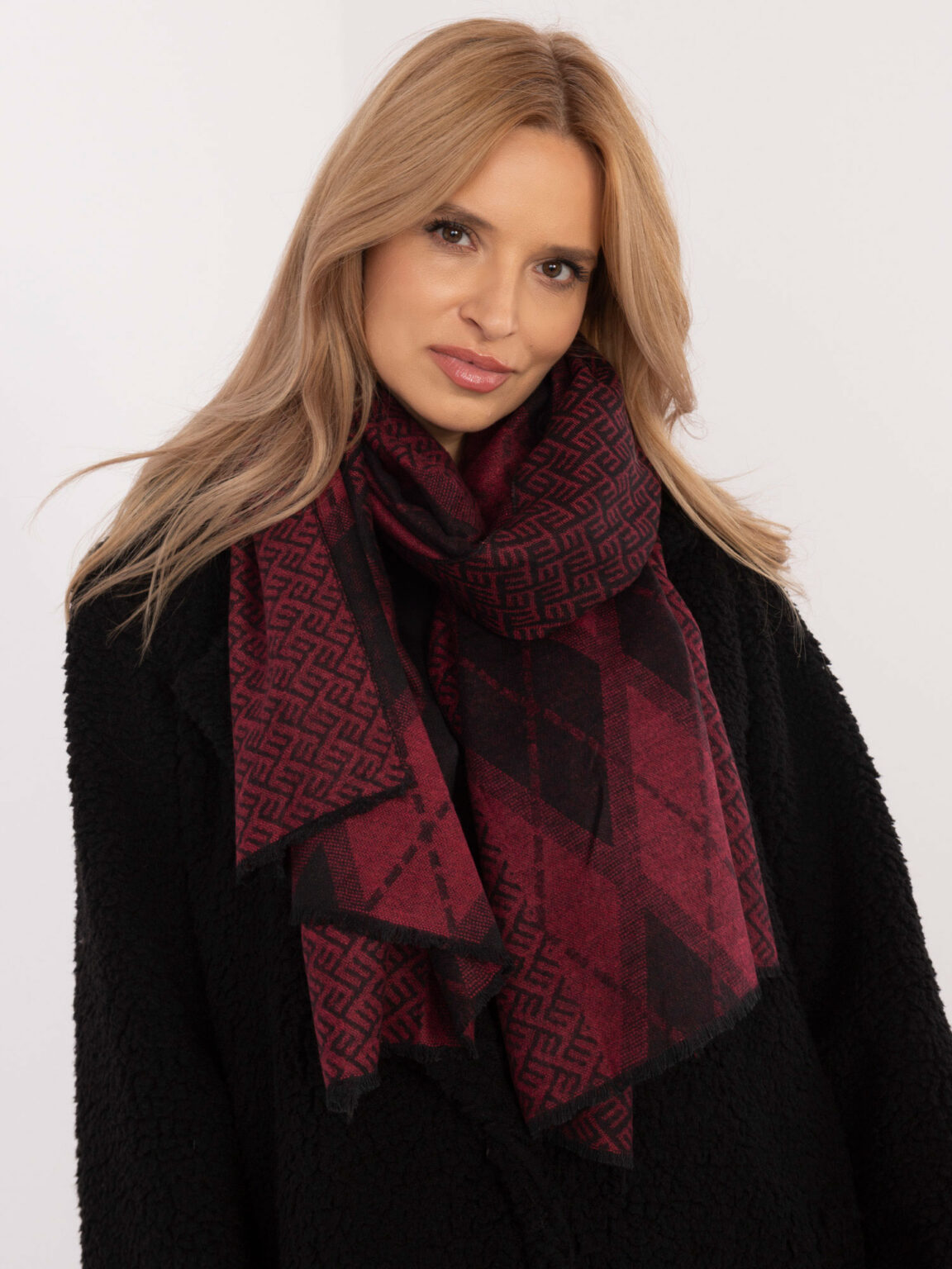Banna-AT-CH-12301.82P-burgundy