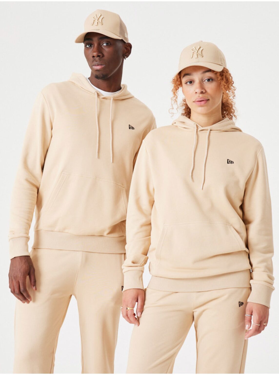 Beige unisex hoodie New Era - Men's