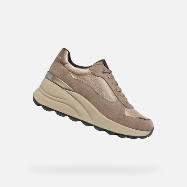 Beige women's sneakers Geox Spherica EC13 - Women's