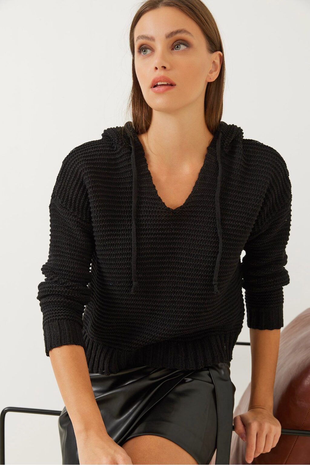 Bianco Lucci Women's Basic Hooded Sweater