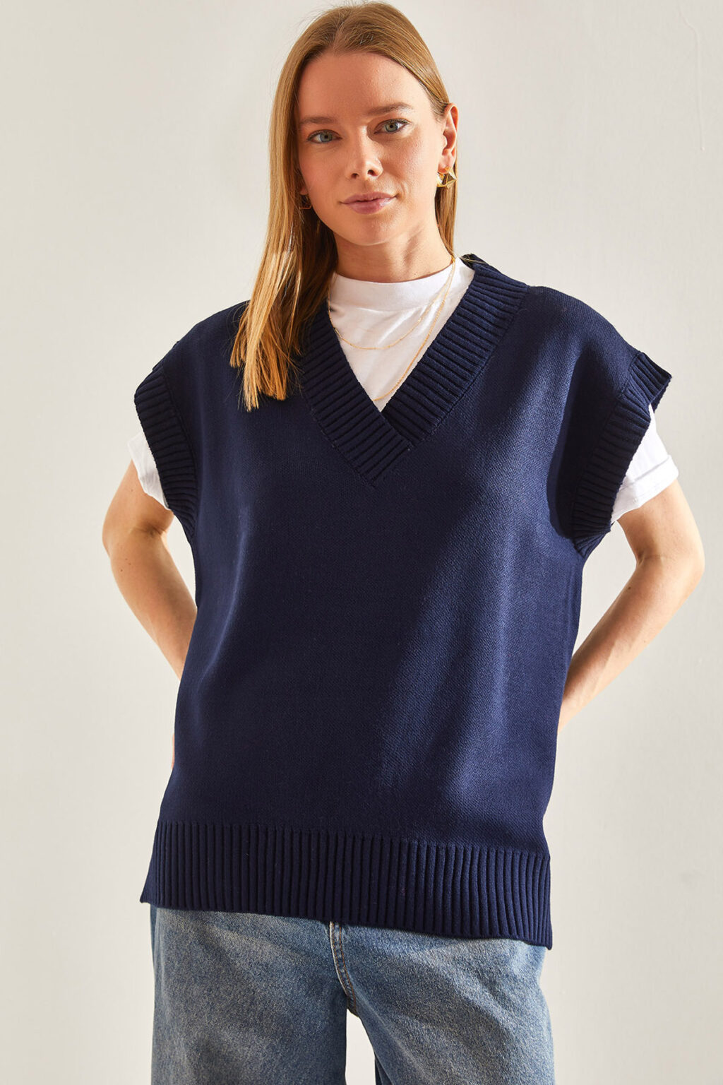 Bianco Lucci Women's V-Neck Knitwear Sweater