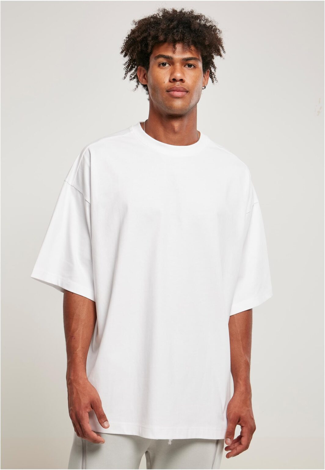 Big white t-shirt