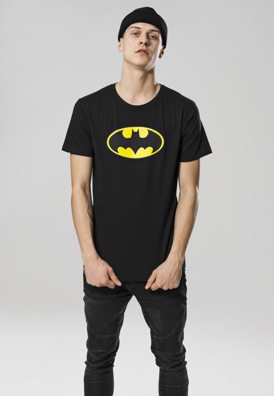 Black Batman logo T-shirt