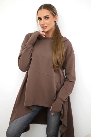 Blouse with flowing mocha at the bottom