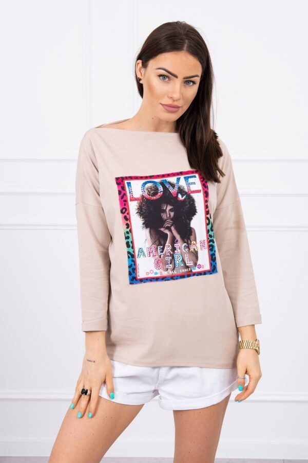 Blúz grafikával American Girl bézs S/ M - L / XL