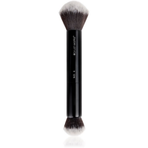 Brushworks Double Ended egy kis kefe folyékony