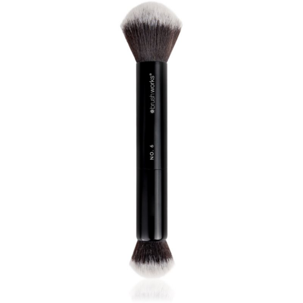Brushworks Double Ended egy kis kefe folyékony