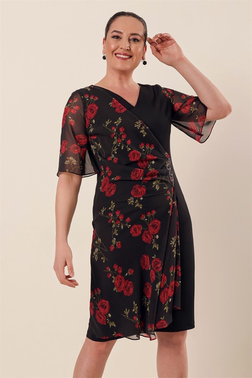 By Saygı V-nyakú bélelt rózsa mintás sifon kő részletes lycra plus size ruha fekete