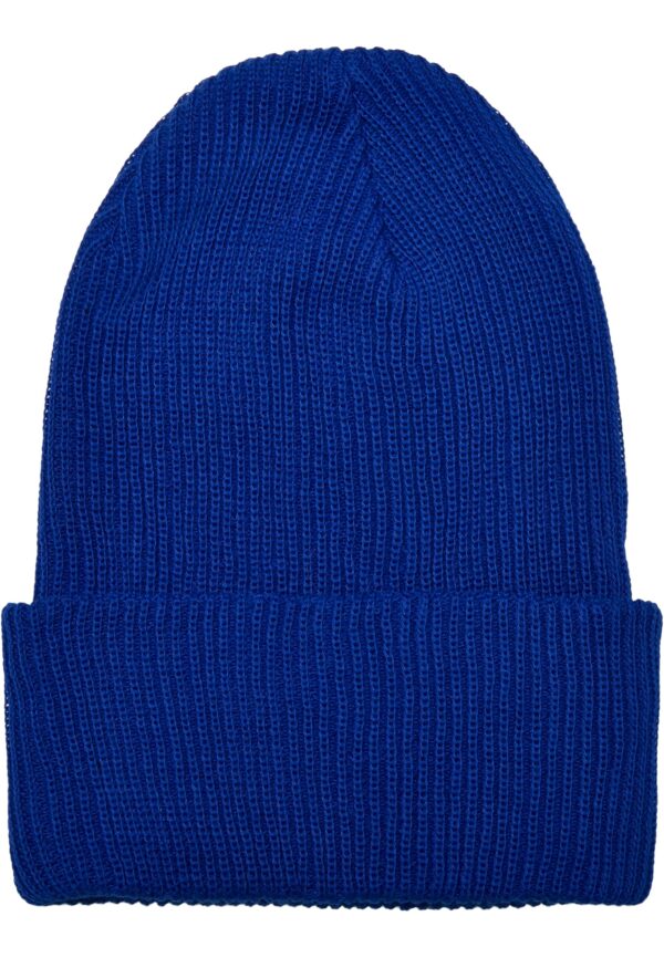 Cap made of recycled yarn