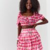Checkered pink summer top with short sleeves