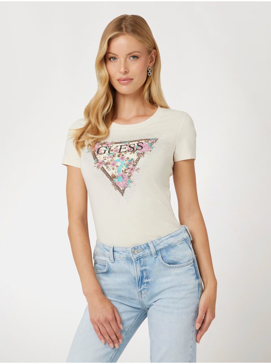 Cream women's T-shirt with Guess logo - Women's