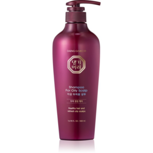 DAENG GI MEO RI Oily scalp Shampoo mélyen tisztító sampon a zsíros fejbőrre 500 ml-ár