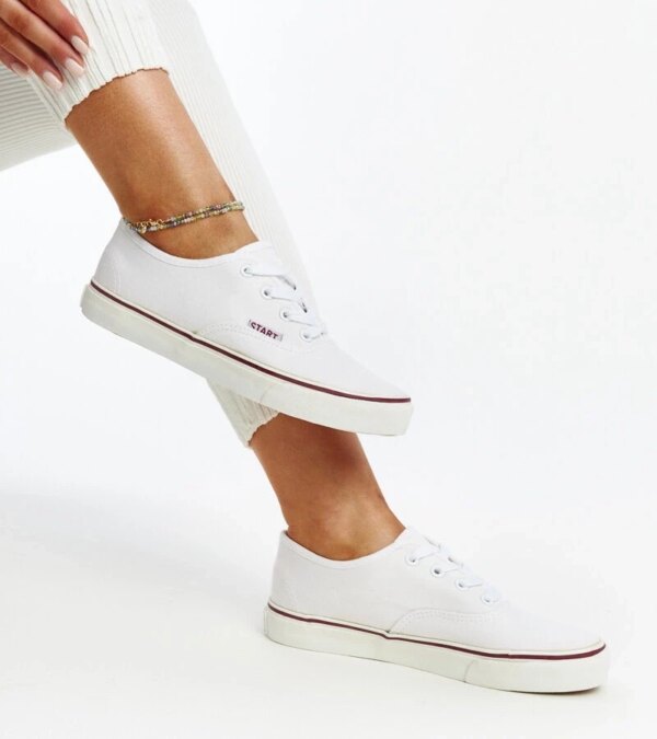 D/CEO Beige trainers Venancia