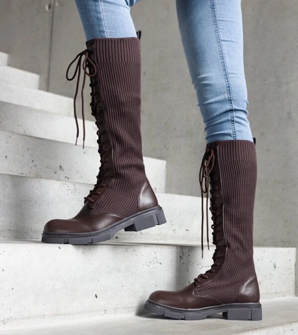 D/CEO Black insulated boots Castro