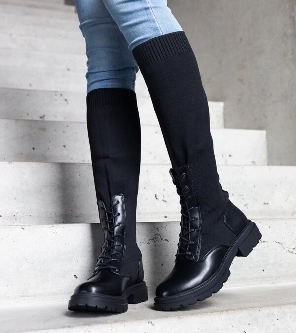 D/CEO Black insulated boots Castro