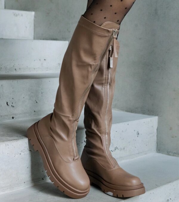 D/CEO Black insulated boots Castro