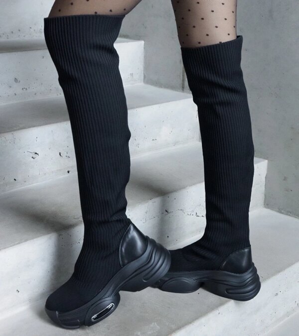 D/CEO Black insulated boots Castro