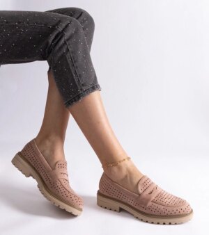 D/CEO Black loafers Hashtag
