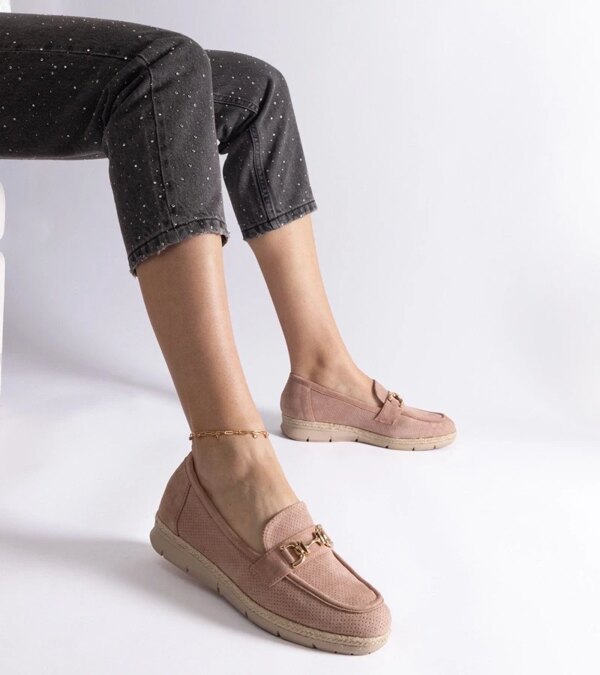 D/CEO Black loafers Hashtag