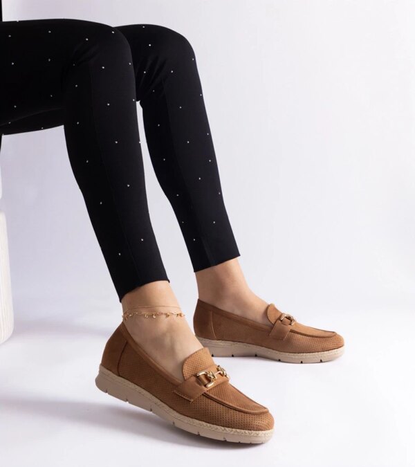 D/CEO Black loafers Hashtag