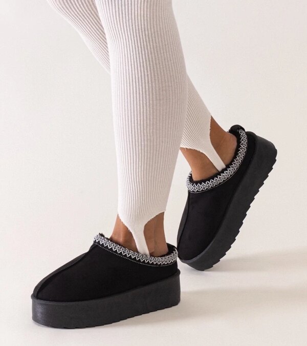 D/CEO Black slippers with fur insulated Valle