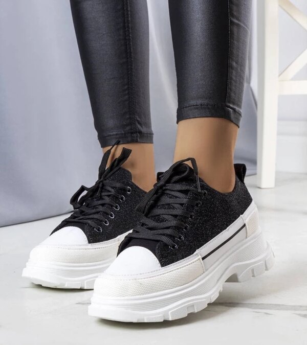 D/CEO Black trainers Beat