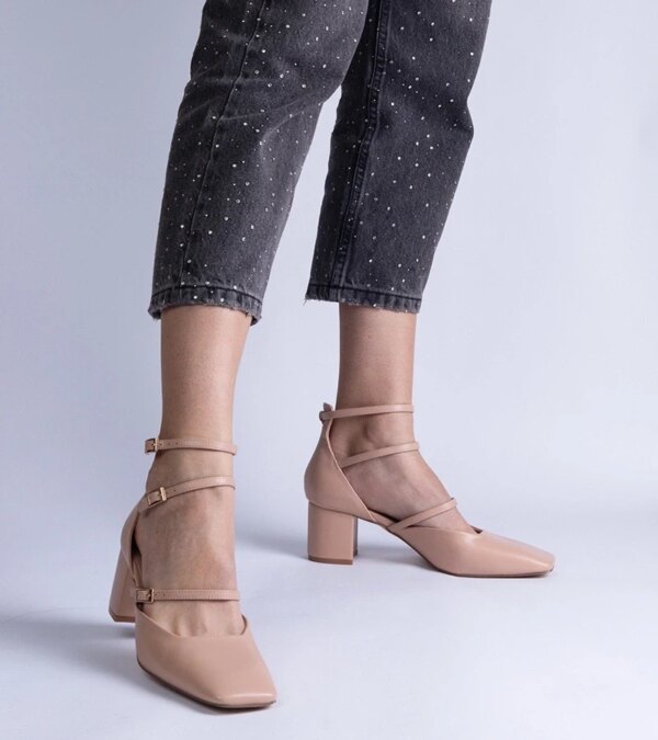 D/CEO Grey pumps Gemma