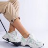 D/CEO White trainers Justar