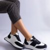 D/CEO White trainers Justar