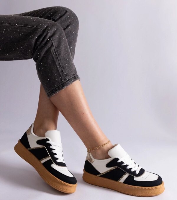 D/CEO White trainers Justar