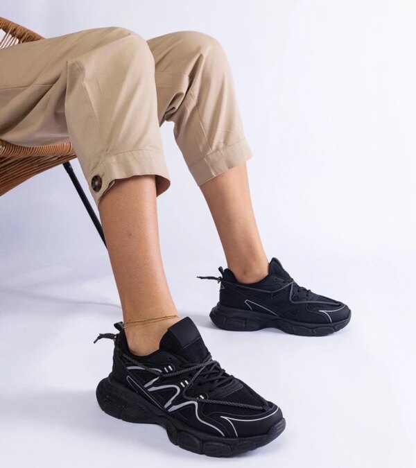 D/CEO White trainers Justar