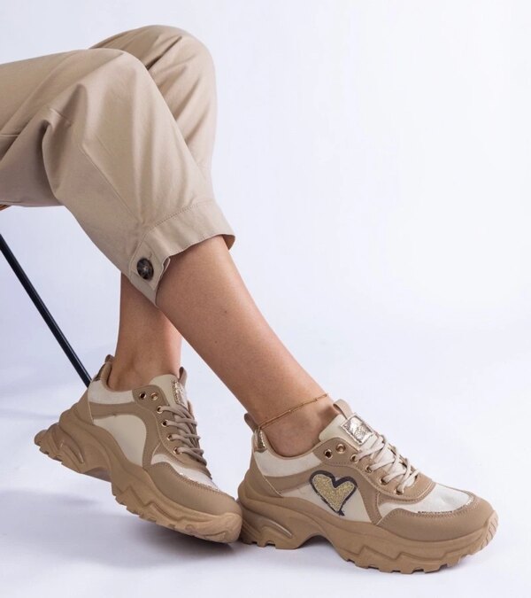 D/CEO White trainers Justar