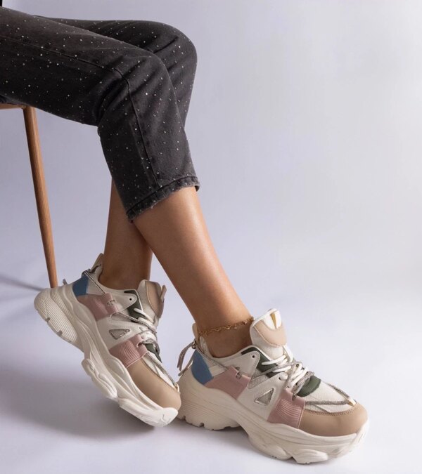 D/CEO White trainers Justar