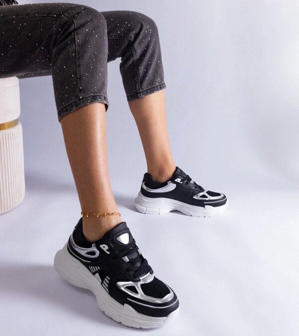 D/CEO White trainers Justar