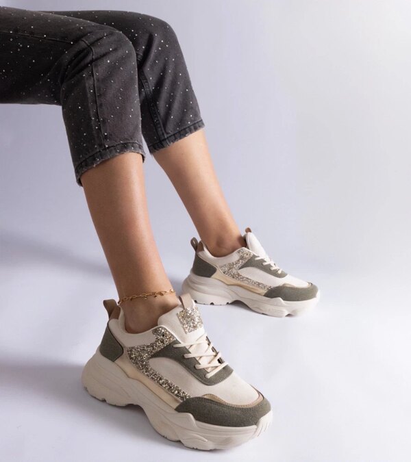 D/CEO White trainers Justar