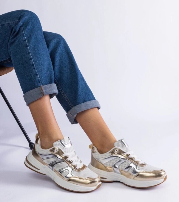 D/CEO White trainers Justar