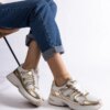 D/CEO White trainers Justar