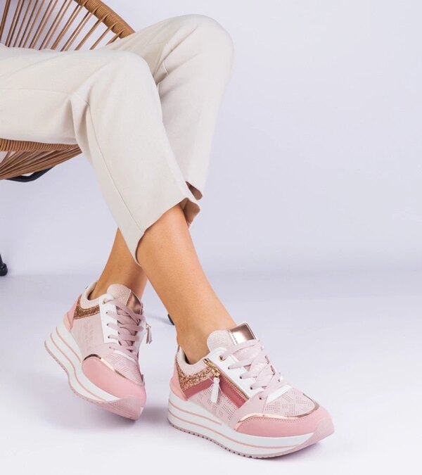 D/CEO White trainers Justar