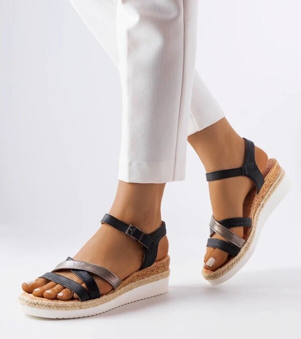 D/CEO Yellow sandals Dolores