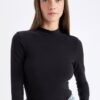 DEFACTO Black Slim Fit Slim Fit Half Turtleneck Casual Basic Plain Long Sleeve T-Shirt