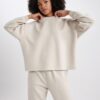 DEFACTO Fit Oversize Crew Neck Back Printed Scuba Diving Fabric Sportsman Basic Sweatshirt