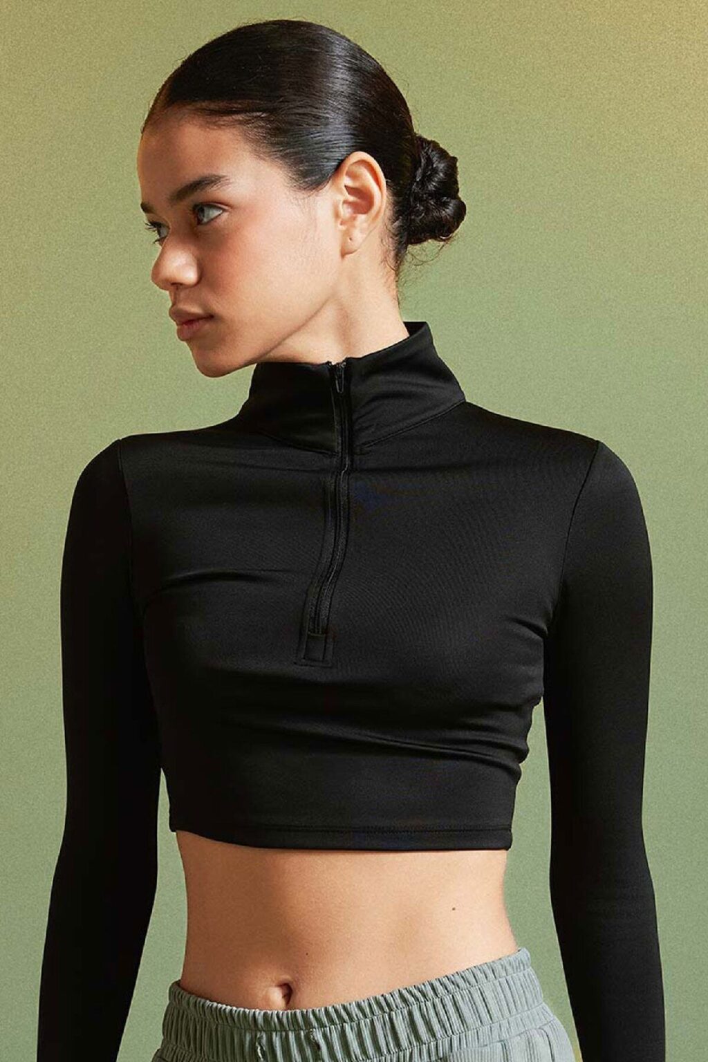 DEFACTO Fit Slim Fit Zippered Stand Collar Long Sleeve T-Shirt