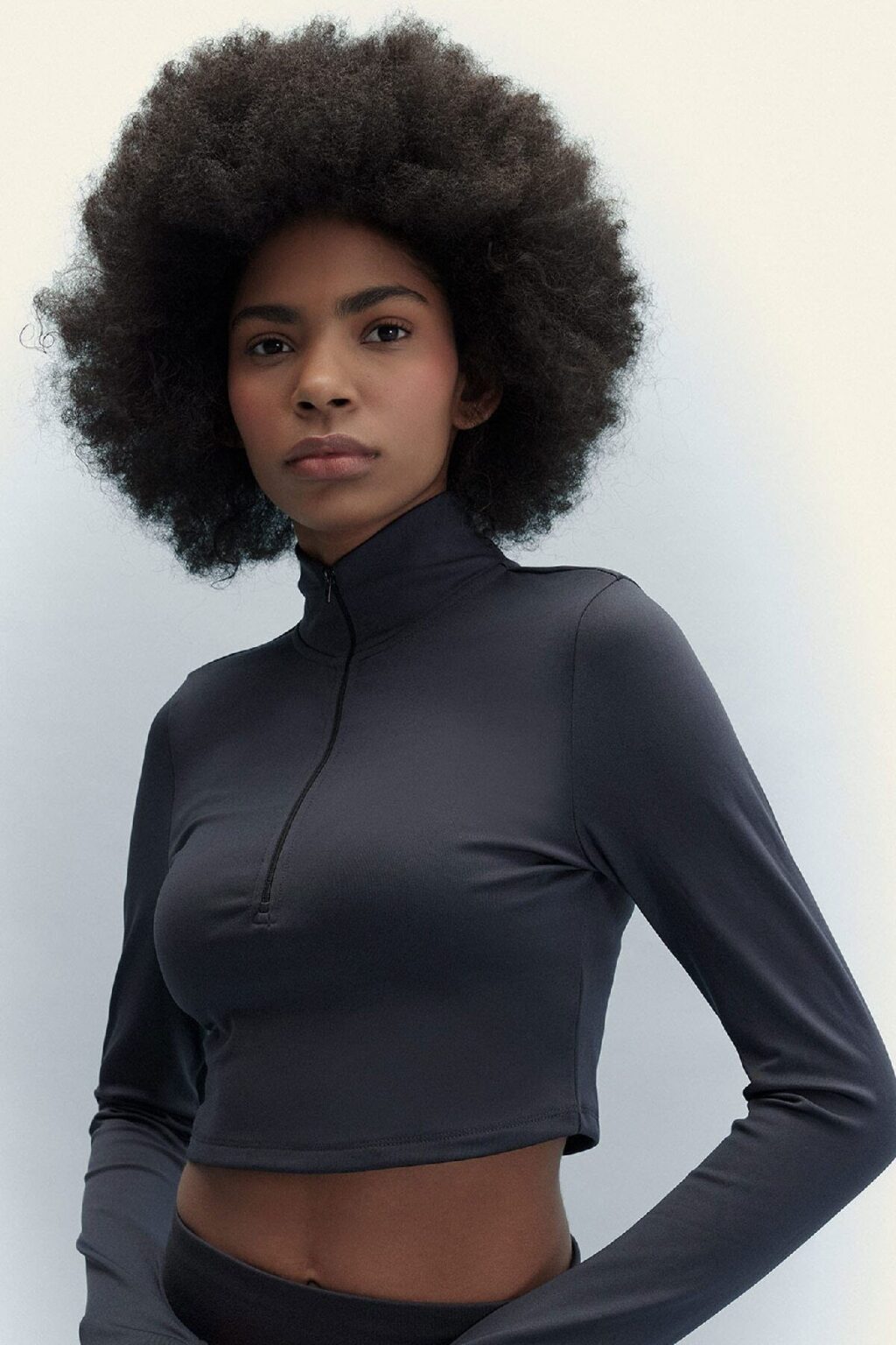 DEFACTO Fit Slim Fit Zippered Stand Collar Long Sleeve T-Shirt