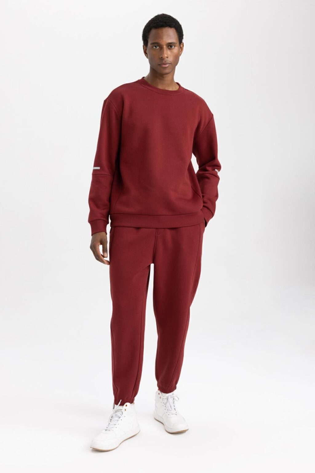 DEFACTO Fit Standard Fit Waist Tie Elastic Leg Basic Plain Pocket Jogger Sweatpants