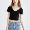 DEFACTO Fitted V Neck Short Sleeve Crop Top