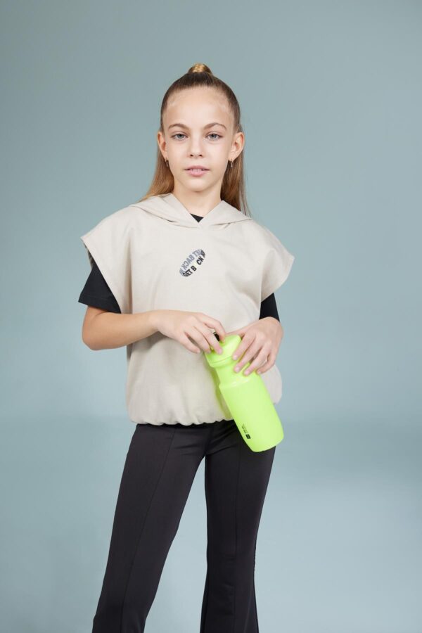 DEFACTO Girl's Hooded Printed Sleeveless Sweatshirt
