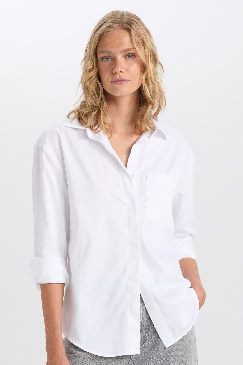 DEFACTO Oversize Wide Fit Pocket Basic Plain Poplin Long Sleeve White Shirt